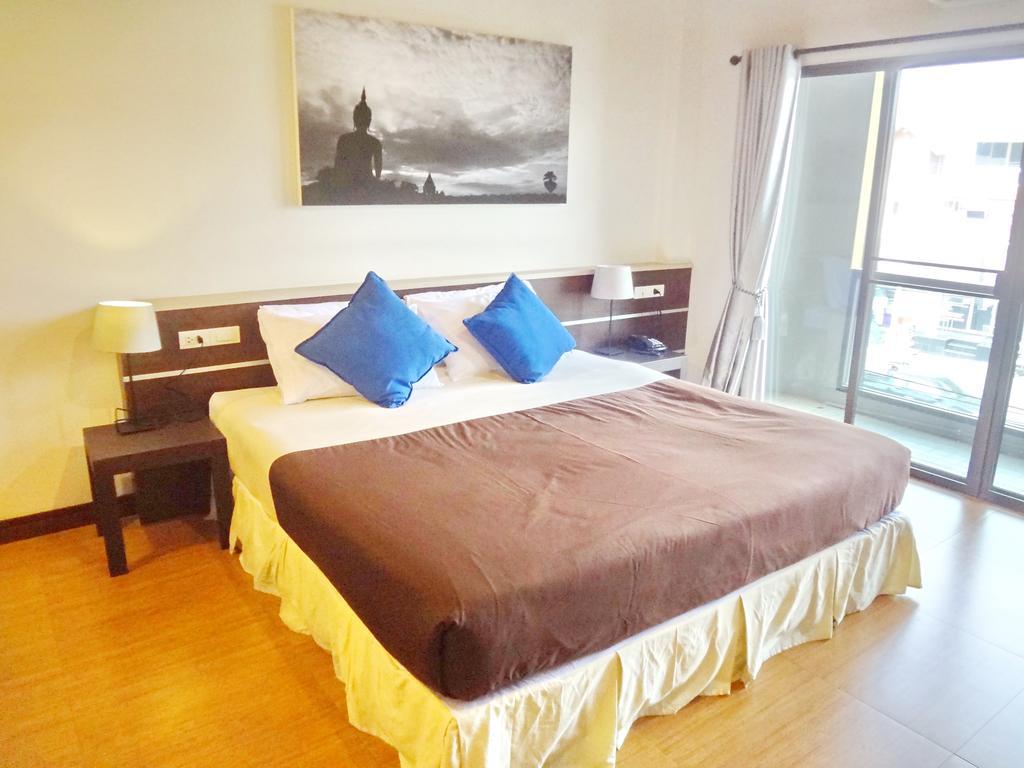 Sleep Tight Hotel Jomtien Beach Esterno foto