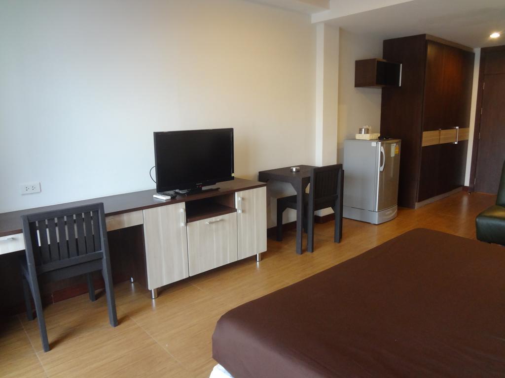 Sleep Tight Hotel Jomtien Beach Esterno foto