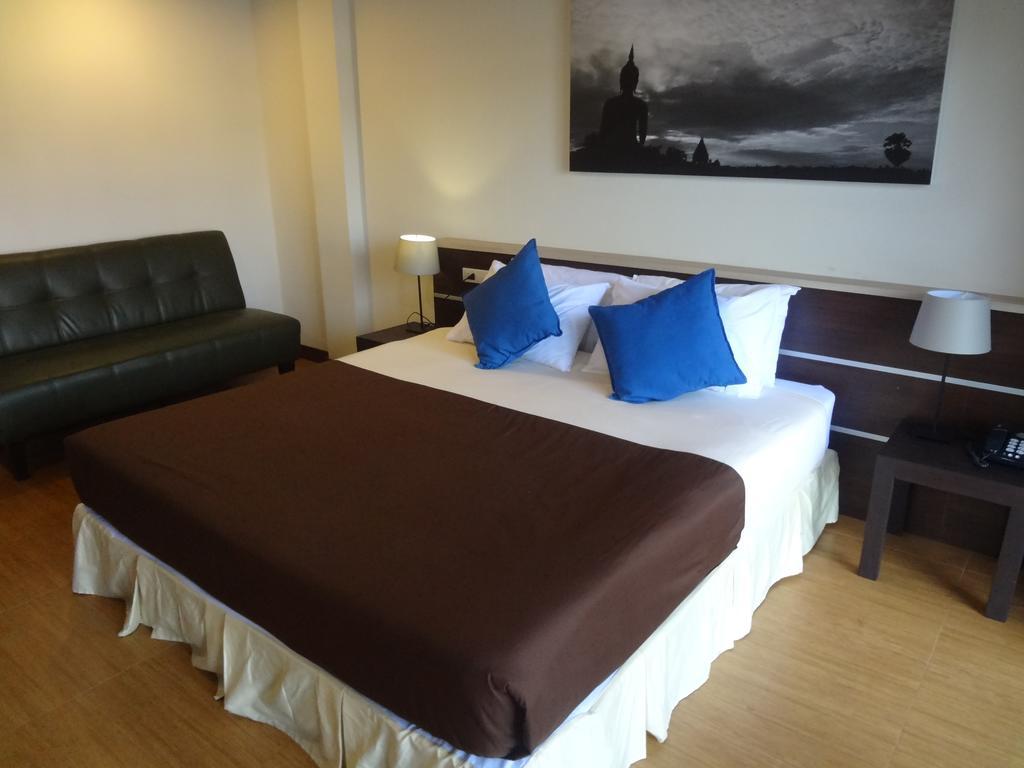 Sleep Tight Hotel Jomtien Beach Esterno foto