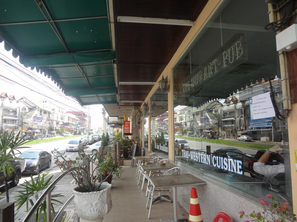 Sleep Tight Hotel Jomtien Beach Esterno foto