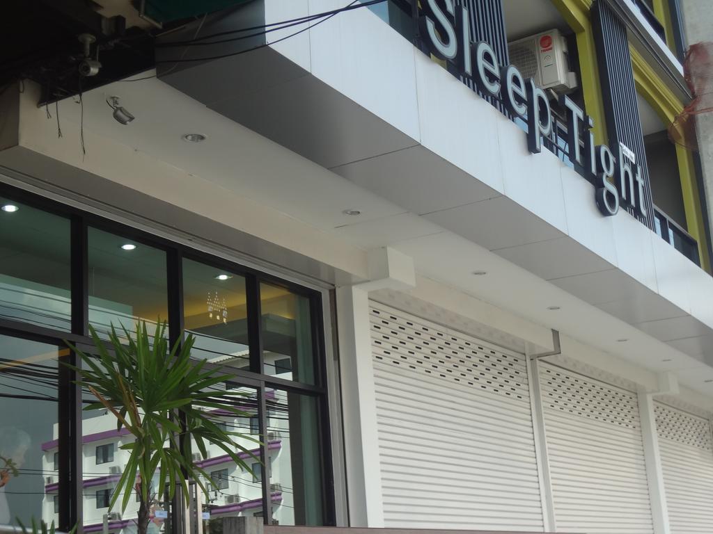 Sleep Tight Hotel Jomtien Beach Esterno foto