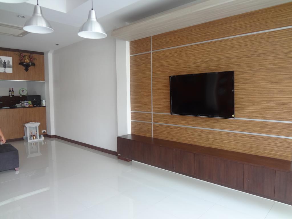 Sleep Tight Hotel Jomtien Beach Esterno foto