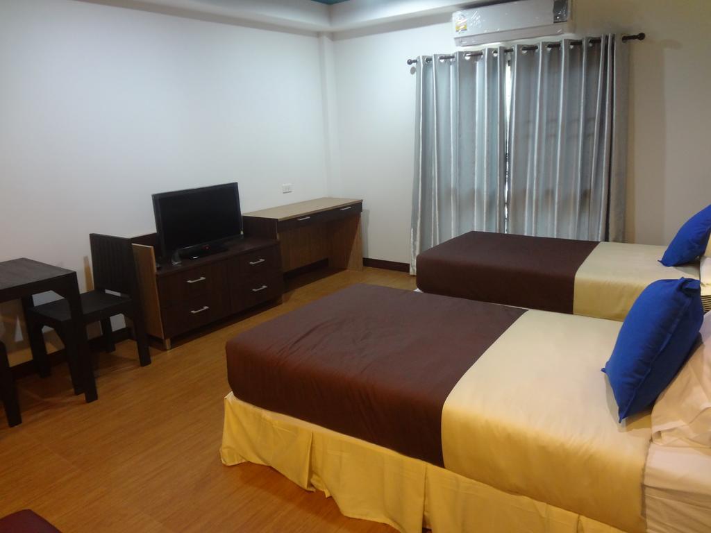 Sleep Tight Hotel Jomtien Beach Esterno foto