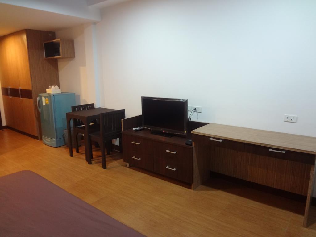 Sleep Tight Hotel Jomtien Beach Esterno foto