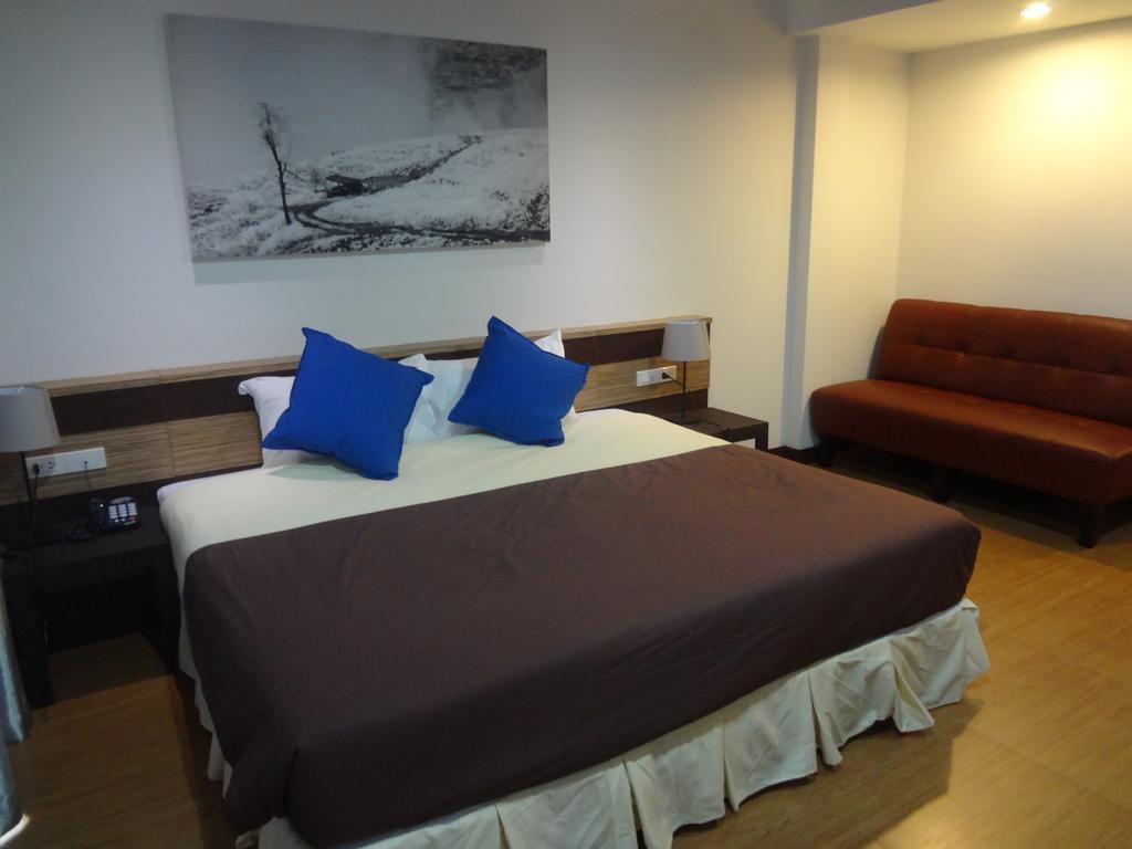 Sleep Tight Hotel Jomtien Beach Esterno foto