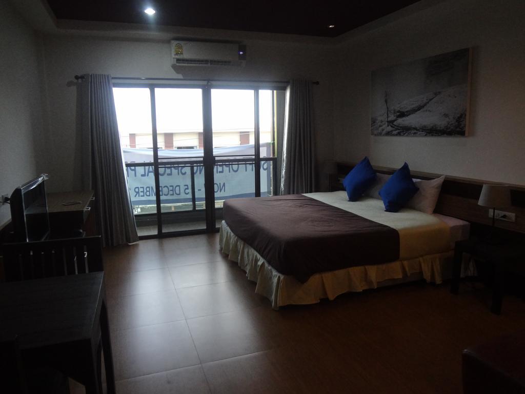 Sleep Tight Hotel Jomtien Beach Esterno foto