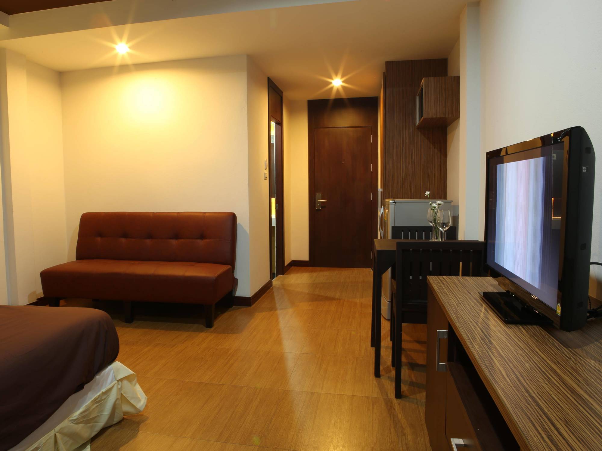 Sleep Tight Hotel Jomtien Beach Esterno foto